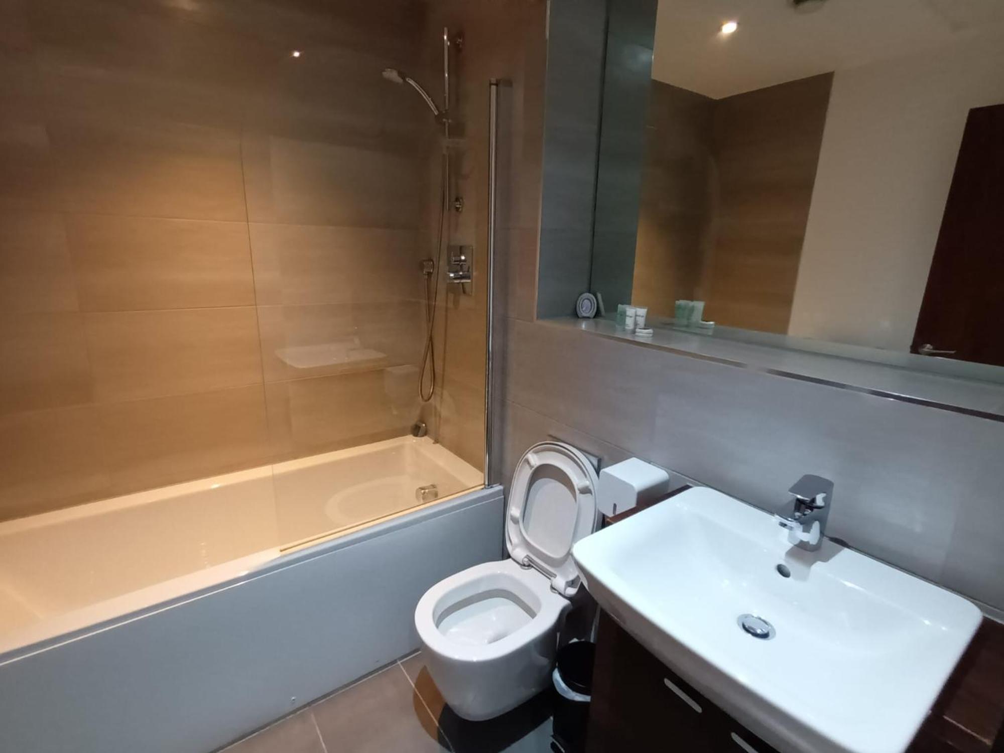 Kcs Broad Street Apartment Бирмингам Екстериор снимка