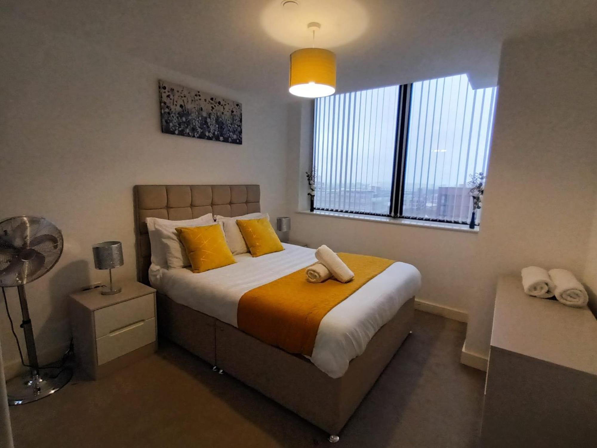 Kcs Broad Street Apartment Бирмингам Екстериор снимка