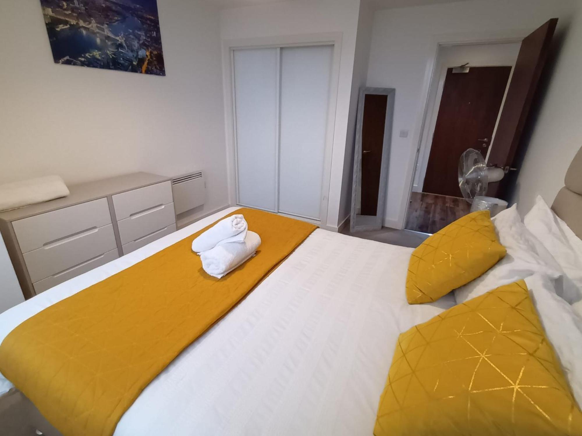Kcs Broad Street Apartment Бирмингам Екстериор снимка